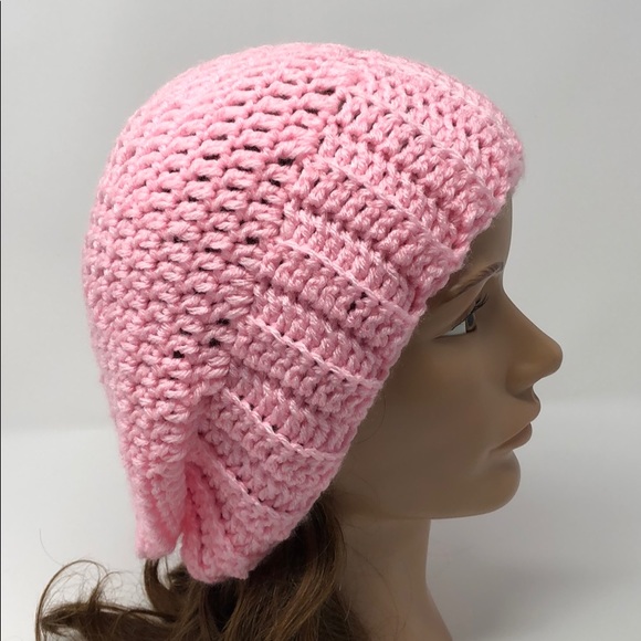 Winter slouchy beanie beanie pink adult or teen New hand crochet by me - Picture 4 of 4